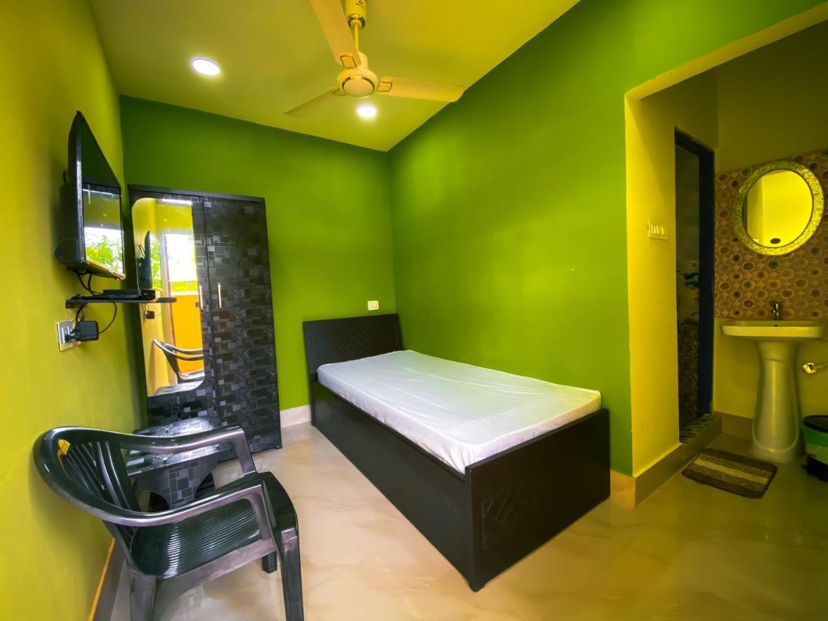 Hotel Sk Lodge Near Guwahati Airport Zewnętrze zdjęcie