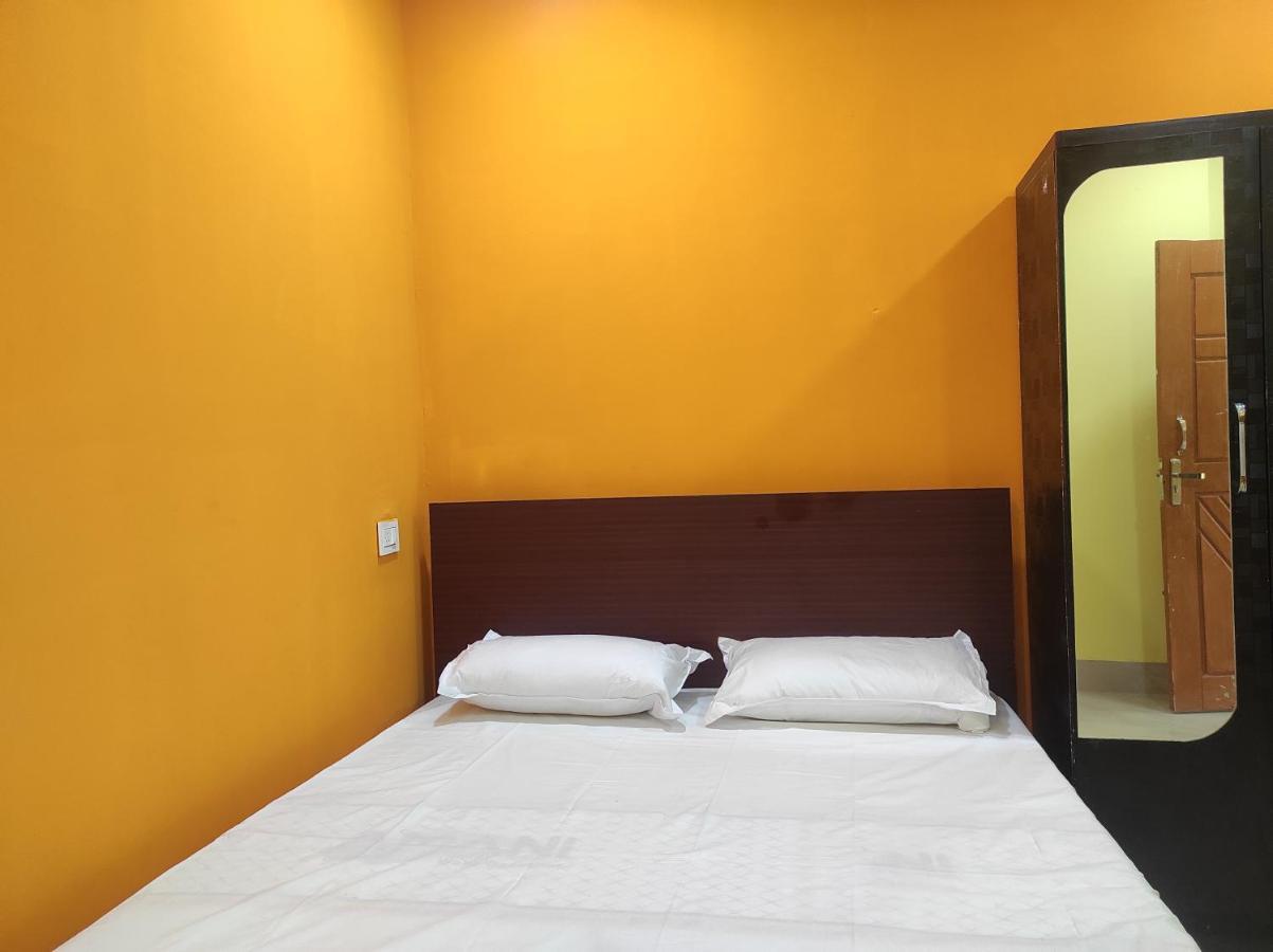 Hotel Sk Lodge Near Guwahati Airport Zewnętrze zdjęcie