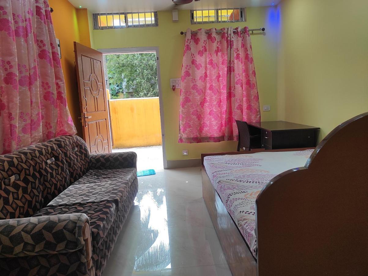 Hotel Sk Lodge Near Guwahati Airport Zewnętrze zdjęcie